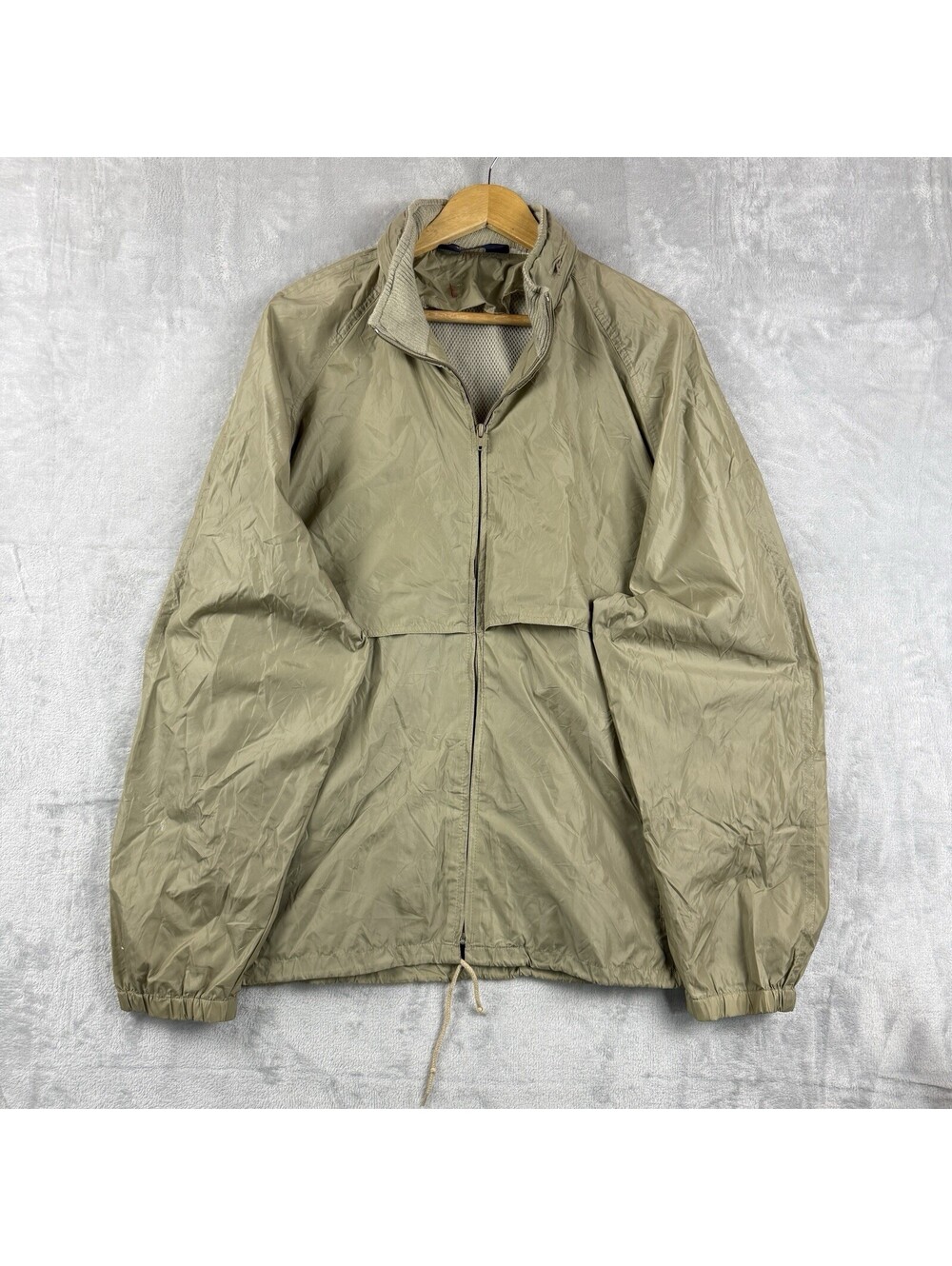 Woolrich Men’s Tan Lightweight Nylon Windbreaker Jacket Full Zip Packable